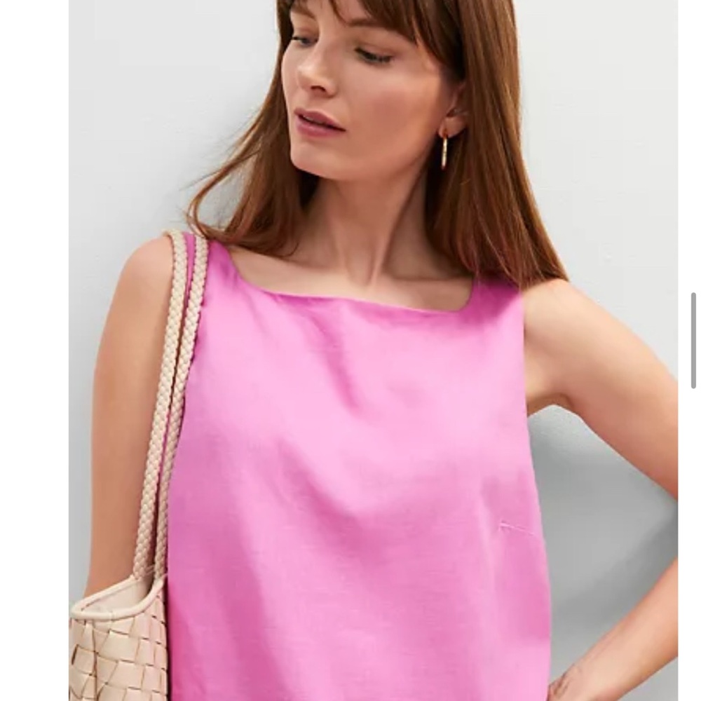 Pink linen blend shell. Ann taylor. Never worn with tags